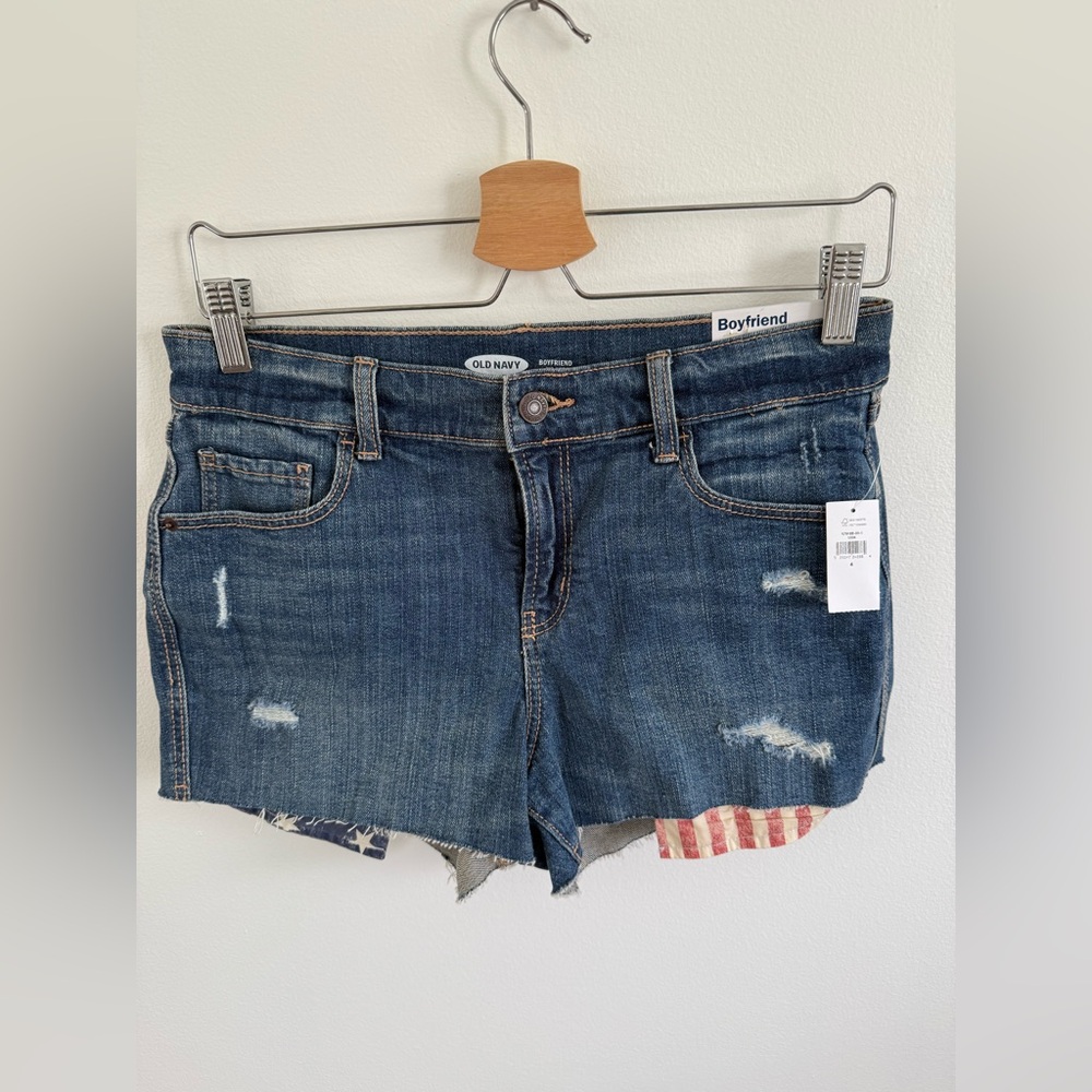 NWT Old Navy Boyfriend Jean Shorts
